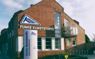 Funke Kunstoffe – «Mercedes пластиковых окон»