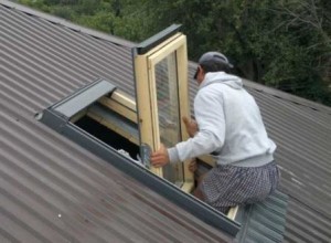 Как правильно установить мансардное окно