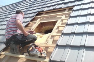 Как правильно установить мансардное окно