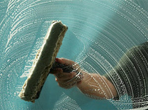 как помыть окна на балконе снаружи на высоком этаже