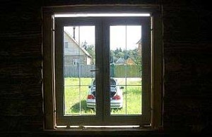 вешаем створки обратно