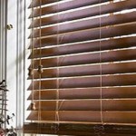 Деревянные горизонтальные жалюзи
