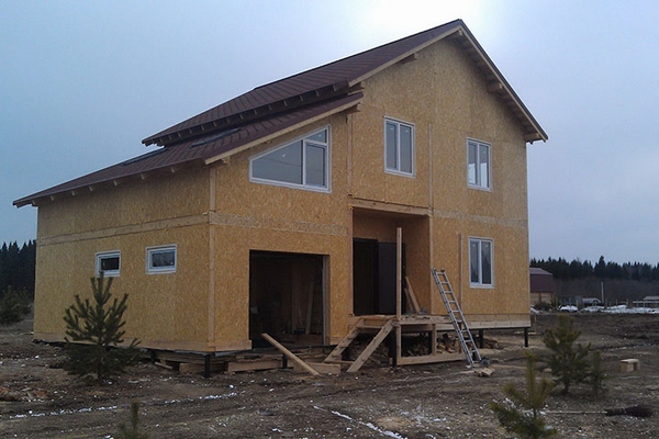 Окна в домах из SIP-панелей запотевают