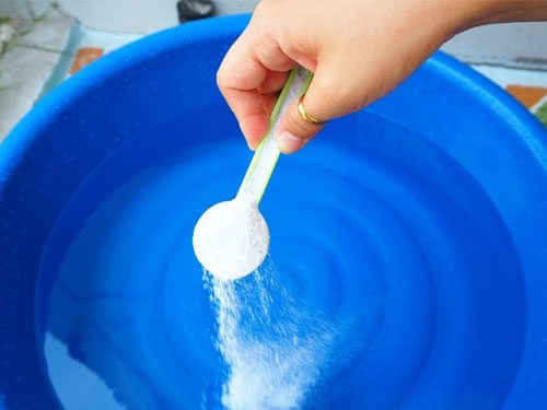 Как помыть рулонные шторы 