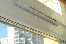 Клапан для притока воздуха на мансардном окне