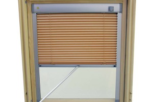 Жалюзи на мансардных окнах