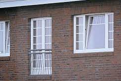 Остекление окна и балкона профилем Funke Kunstoffe