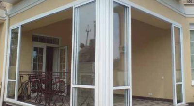 Алюминиевые раздвижные двери для веранды