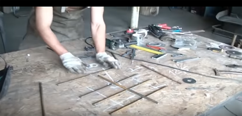 Раздвижные решетки на двери «гармошка» своими руками 