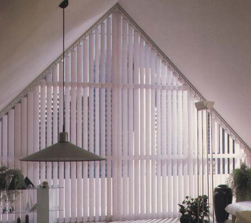 Жалюзи на треугольные окна 