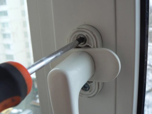 снять ручку